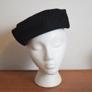 1950s 1960s "L.T." Black Felt Pillbox Hat